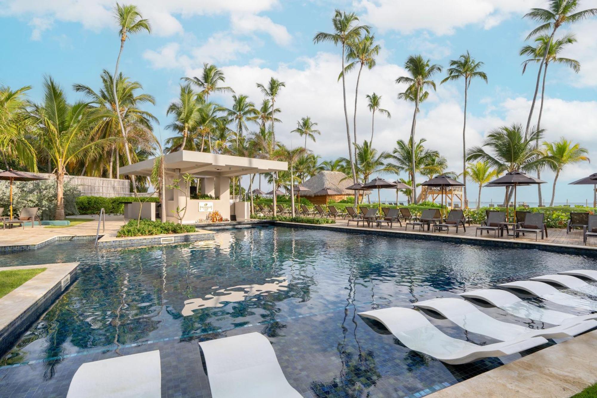 Dreams Flora & Resort